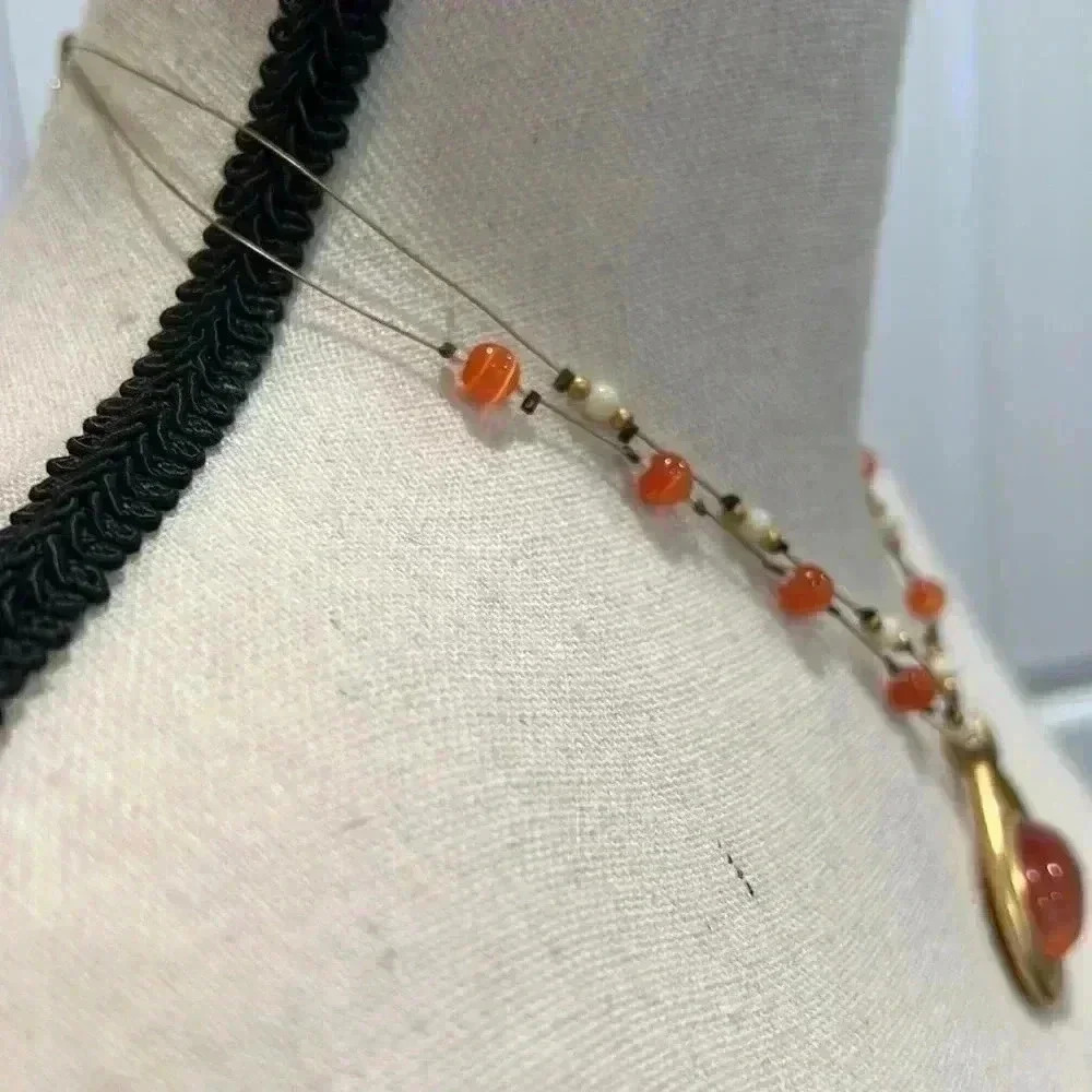 Necklace - Picture 4 of 7